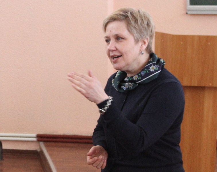 Координатор Програми імені Фулбрайта Інна Бариш та Тейлор Леігх Джонсон, степендіат Програми